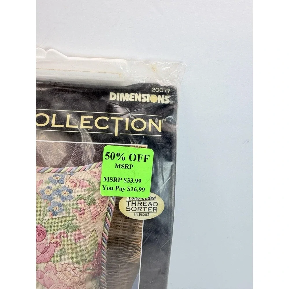 Dimensions Gold Collection Somerset Bouquet Pillow Needlepoint Kit 20017 Sealed